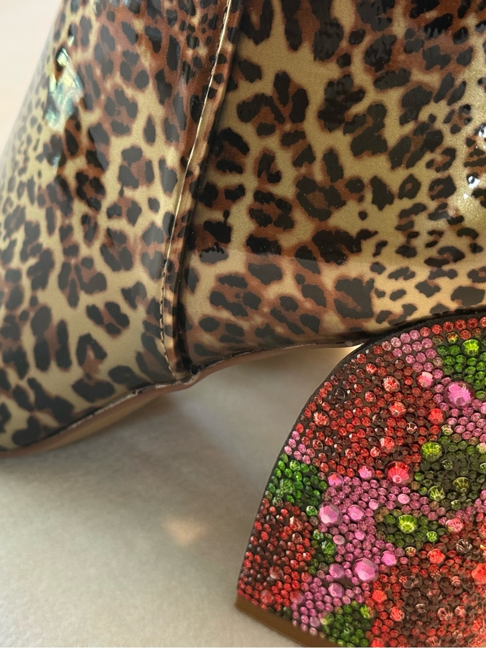 New Betsey Johnson Jackyy Leopard Ankle Boots wi/Rhinstone Block Heel. 7.5M - Picture 5 of 10